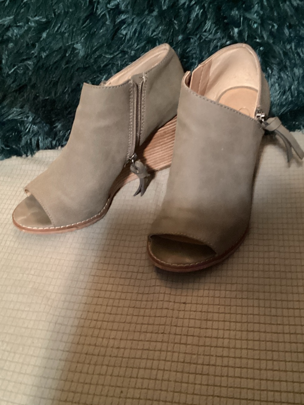Jessica Simpson Taupe Open-Toe Block Heel Mules